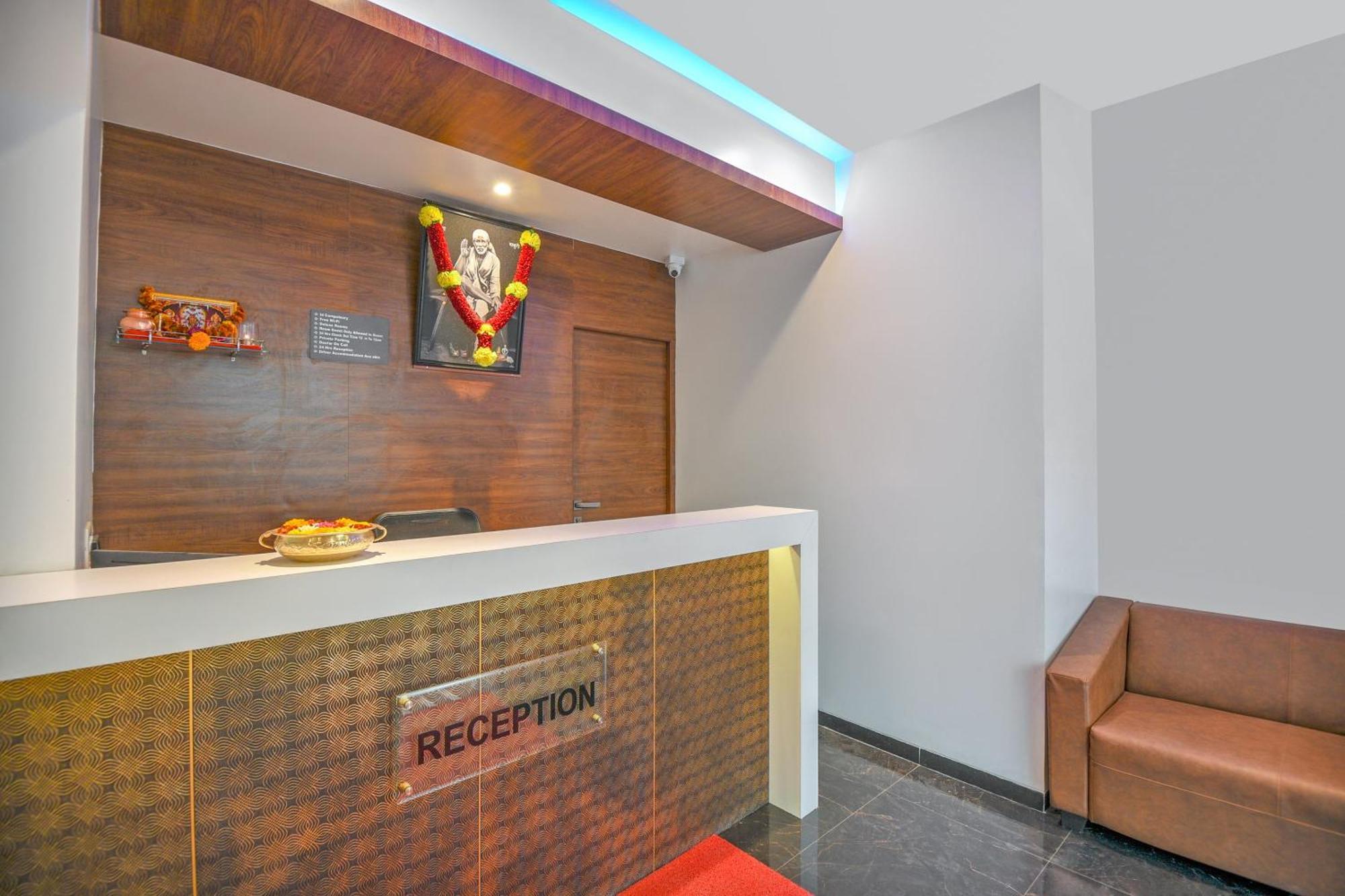 Oyo Flagship Hotel Shreeyash Executive Mangvadi Ngoại thất bức ảnh