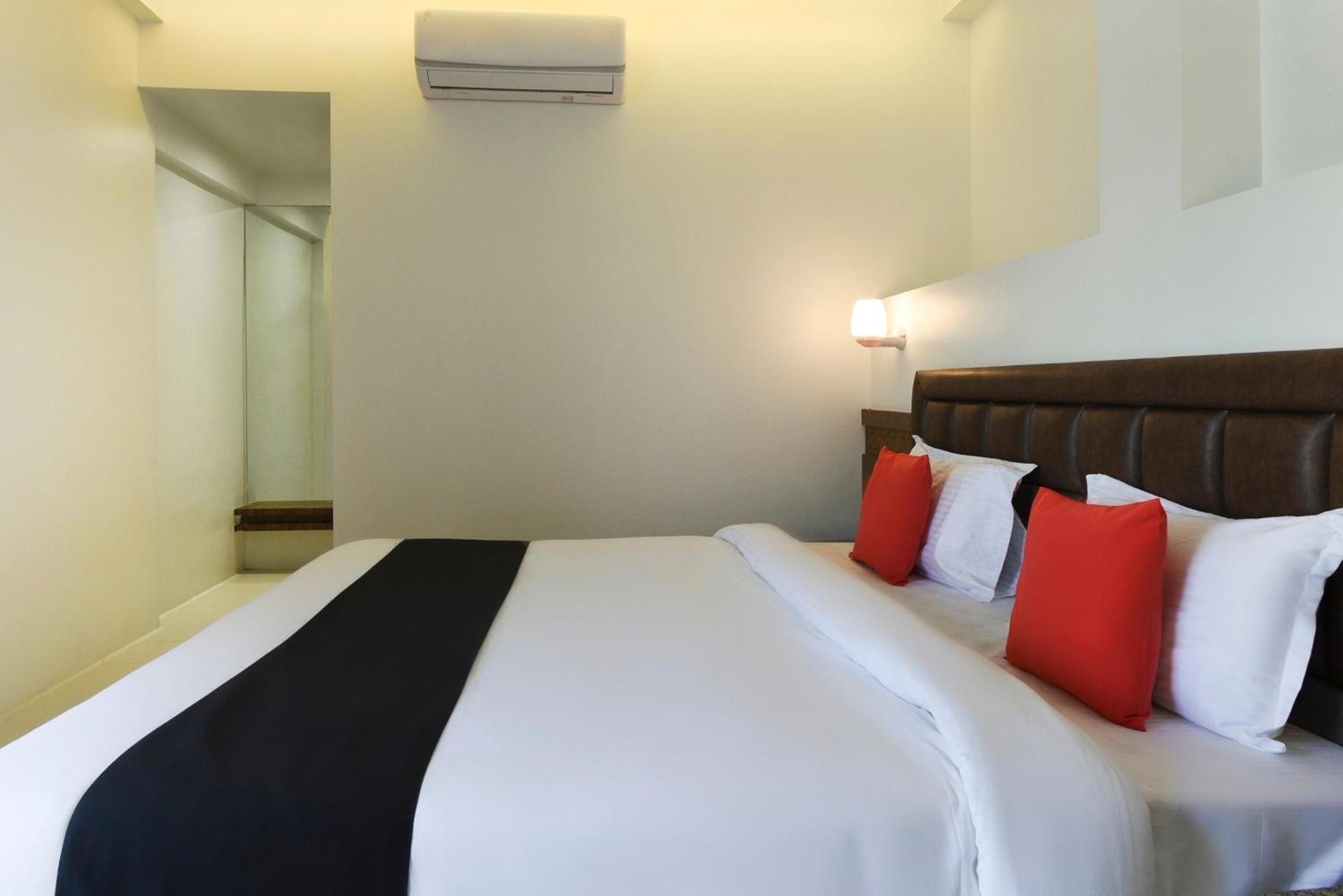 Oyo Flagship Hotel Shreeyash Executive Mangvadi Ngoại thất bức ảnh
